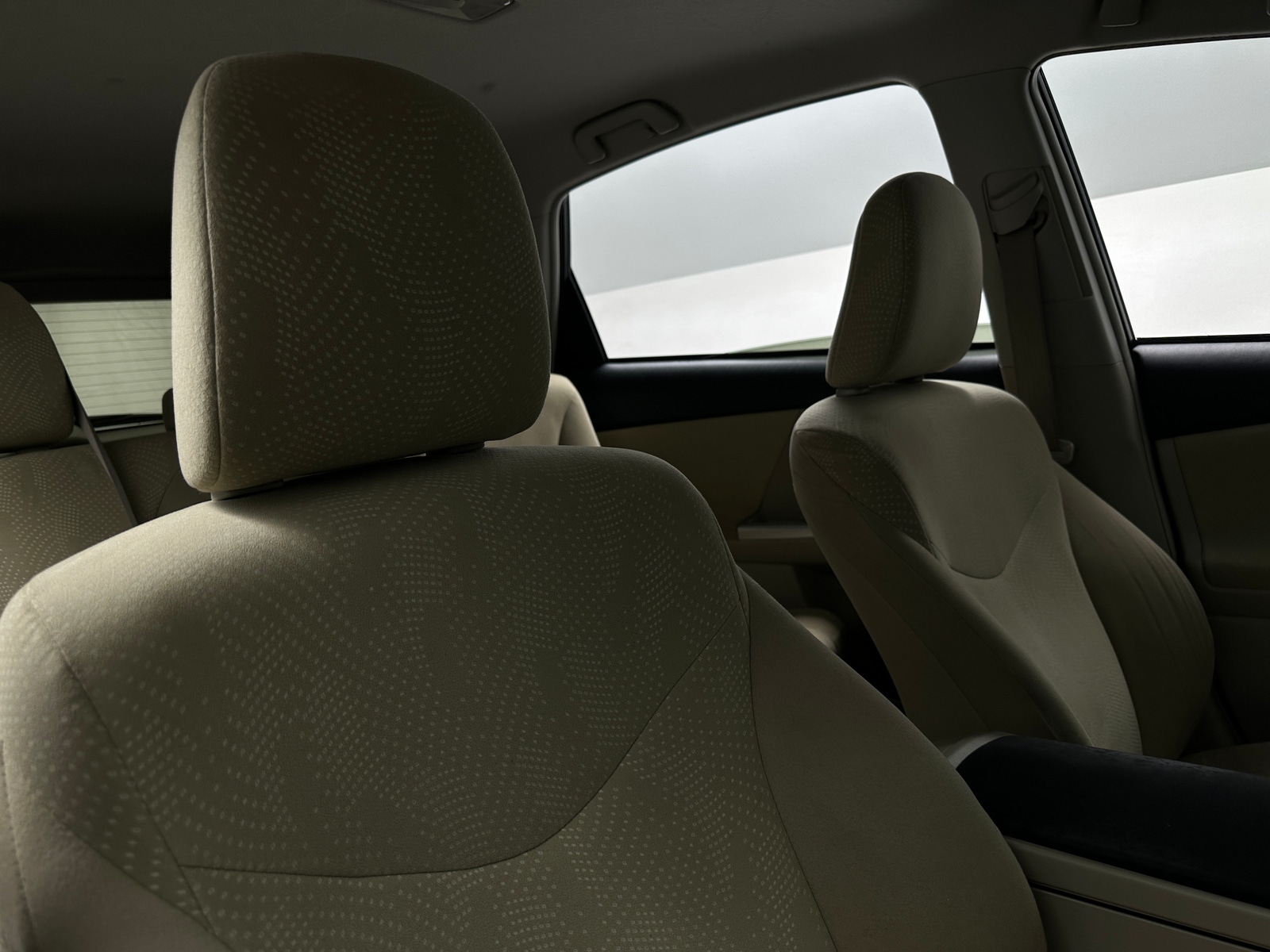 Thumbnail: 2013 Toyota Prius v - 2