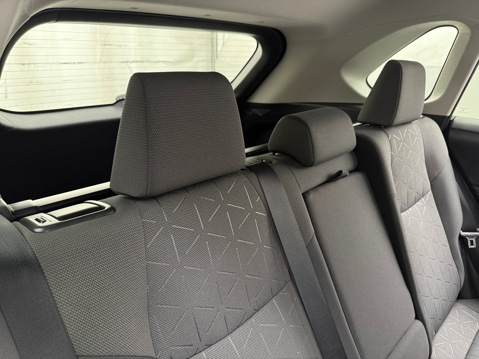 Thumbnail: 2020 Toyota RAV4 - 6