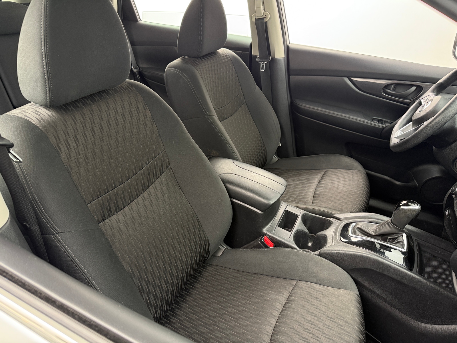 Thumbnail: 2020 Nissan Rogue - 2