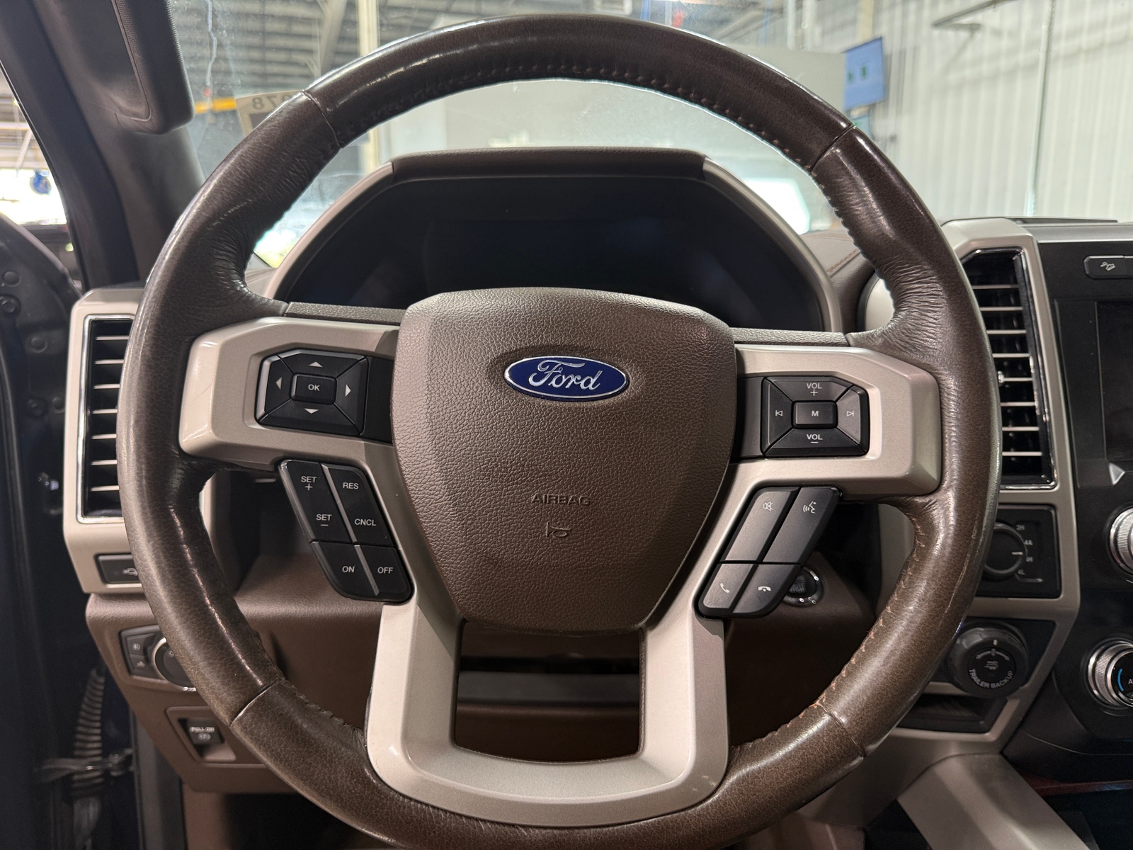 Thumbnail: 2020 Ford Econoline - 4