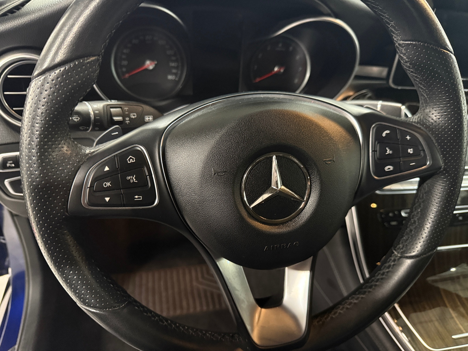 Thumbnail: 2018 Mercedes-Benz GLC - 4