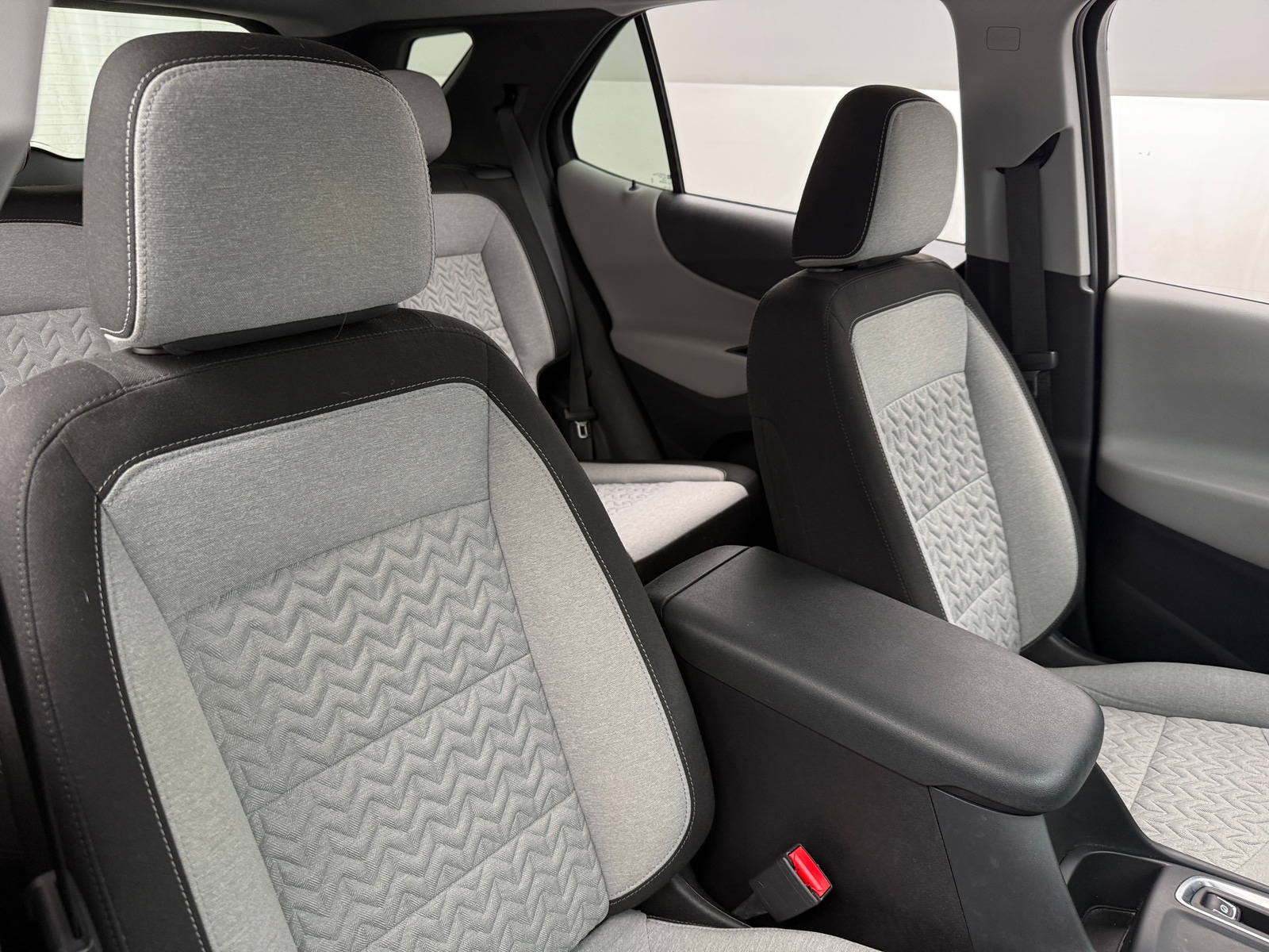 Thumbnail: 2022 Chevrolet Equinox - 2