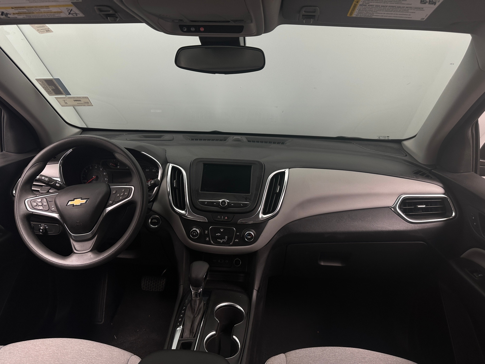 Thumbnail: 2022 Chevrolet Equinox - 3