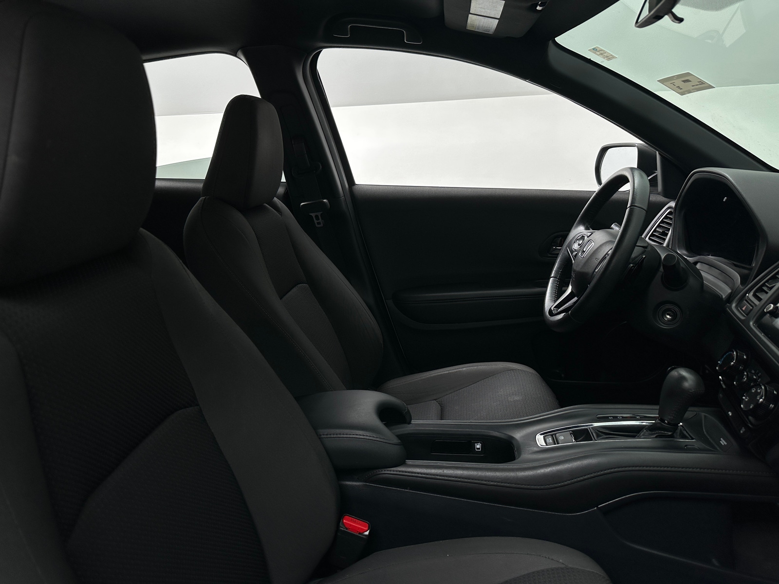 Thumbnail: 2022 Honda HR-V - 2