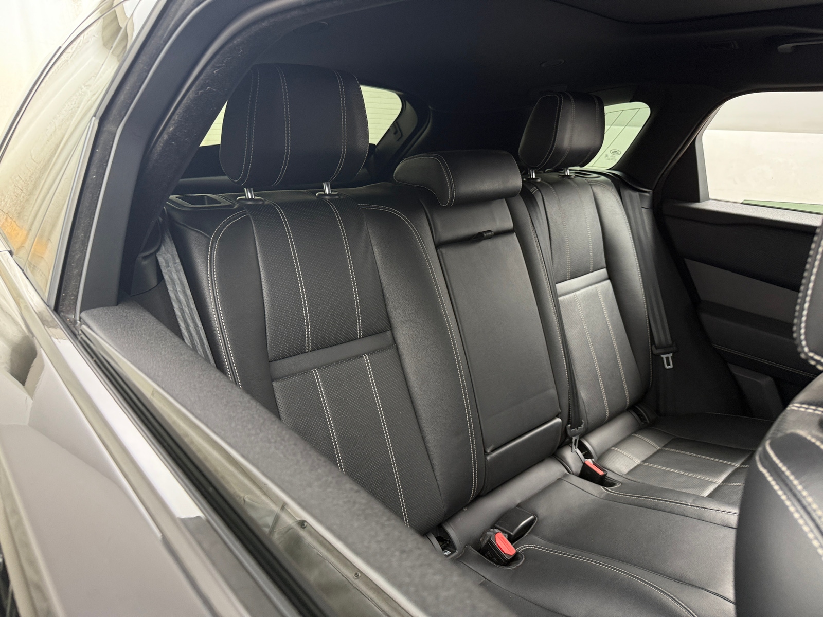 Thumbnail: 2021 Land Rover Range Rover Velar - 5