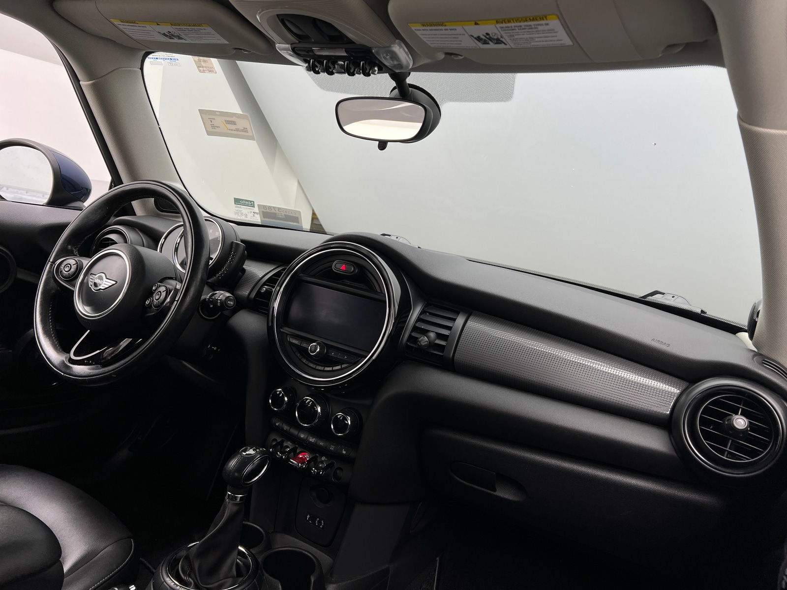 Thumbnail: 2016 MINI Cooper Hardtop - 2
