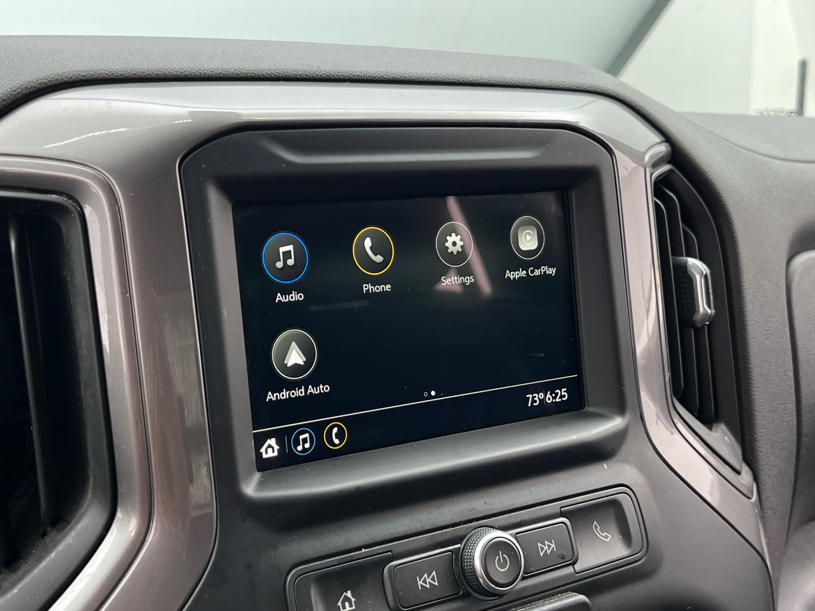 Thumbnail: 2019 Chevrolet Silverado 1500 - 4