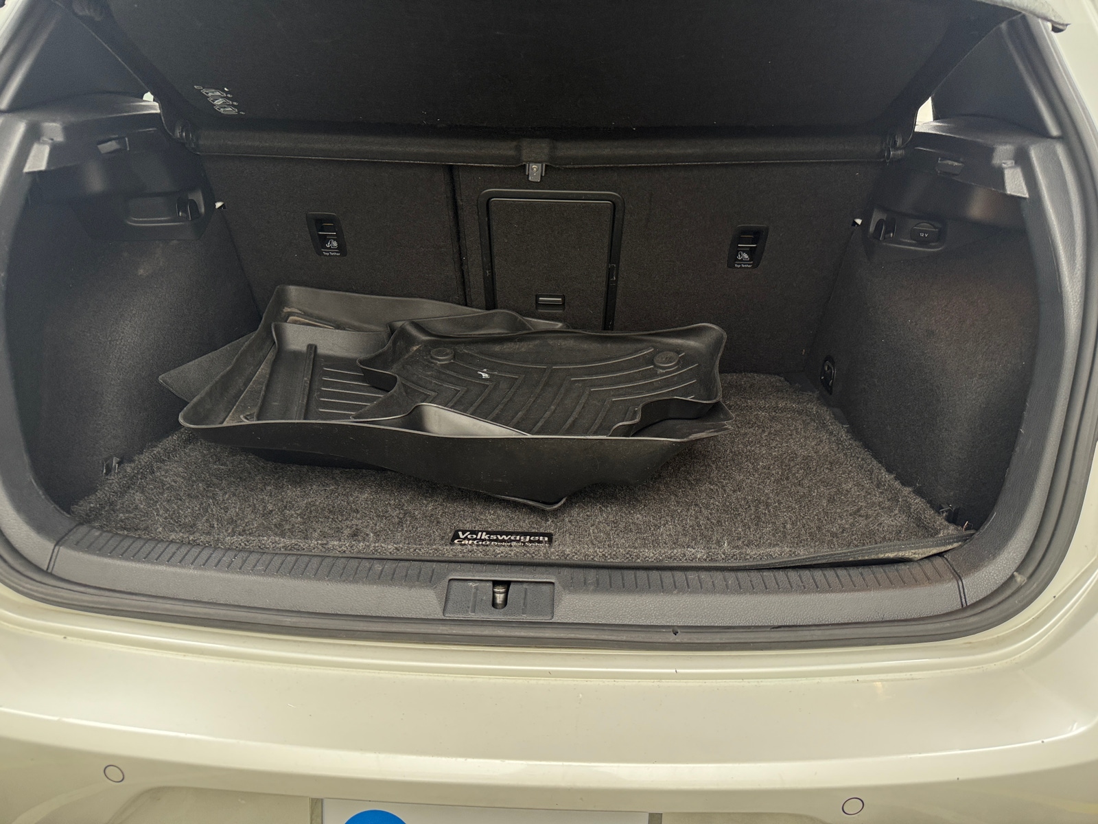 Thumbnail: 2016 Volkswagen Golf - 6