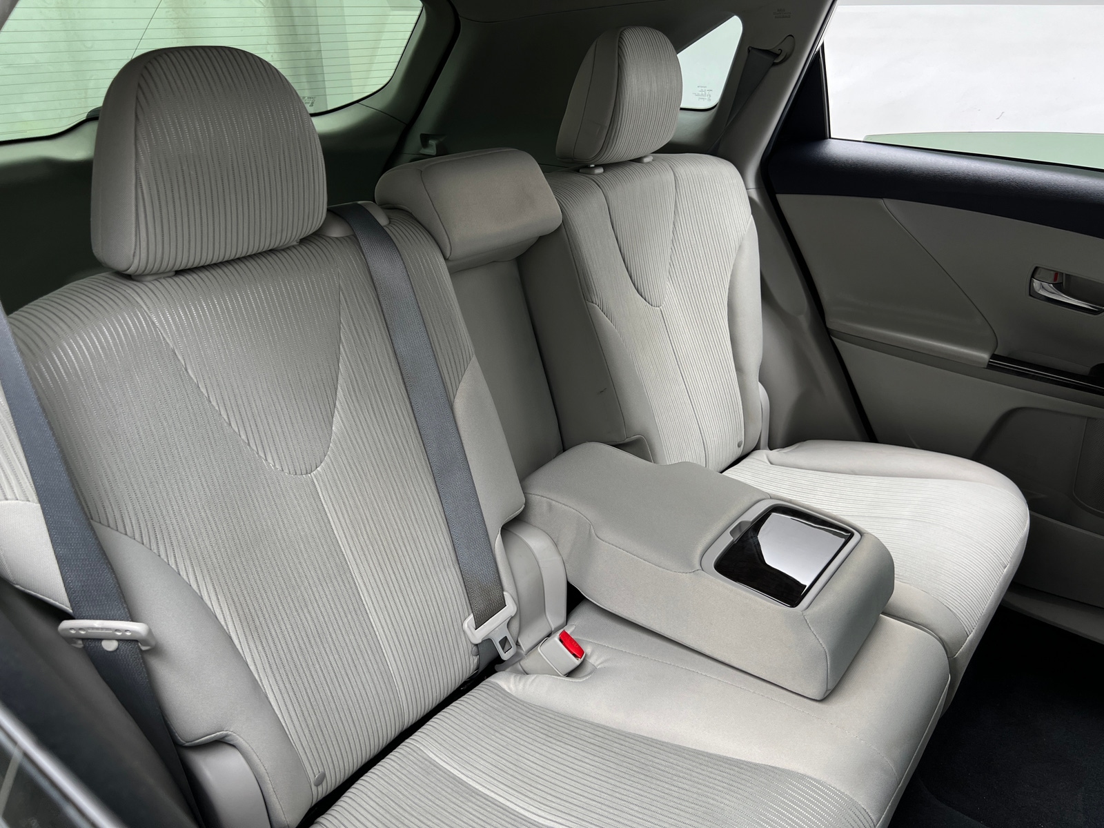 Thumbnail: 2013 Toyota Venza - 6