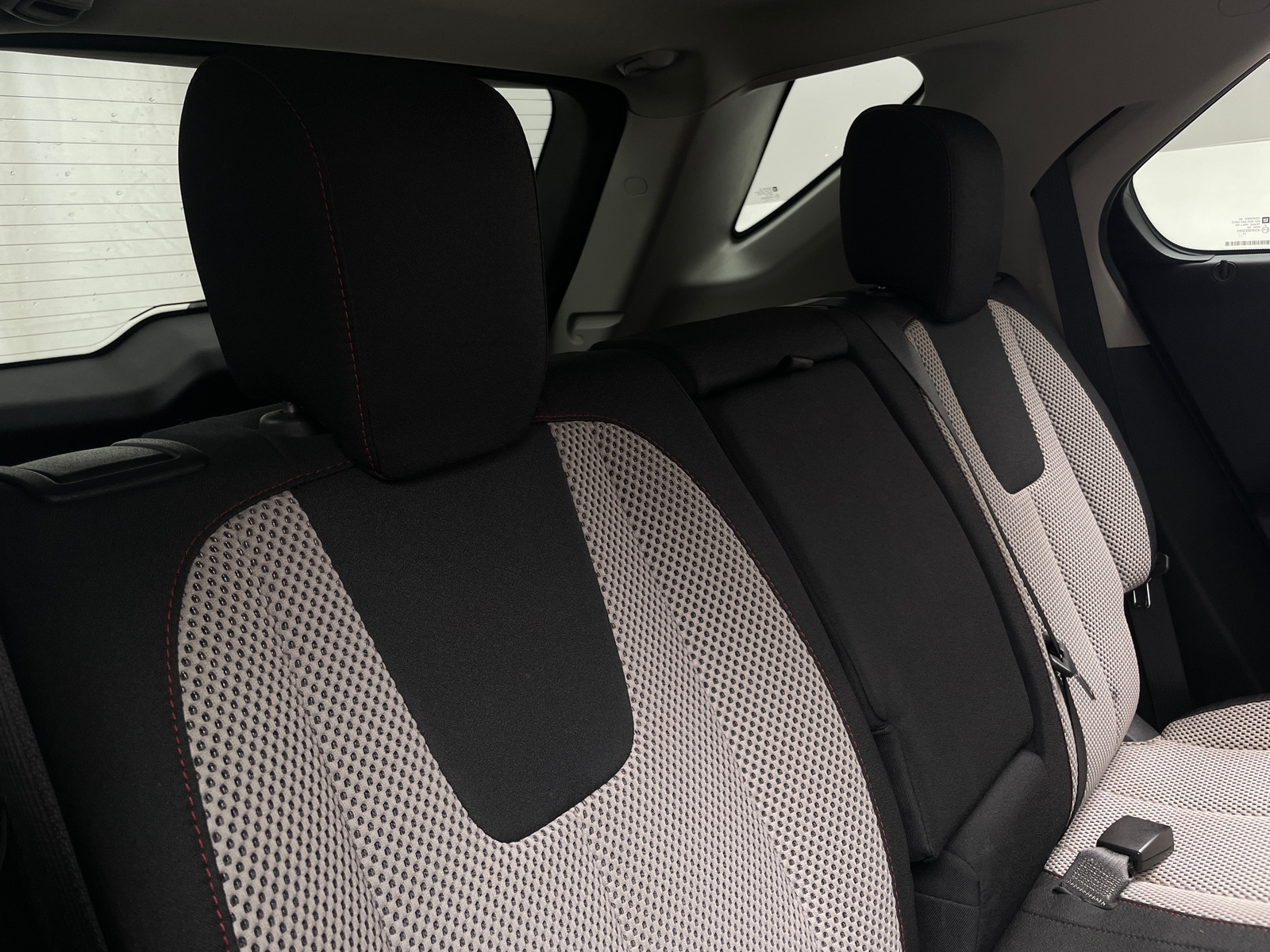 Thumbnail: 2015 Chevrolet Equinox - 6