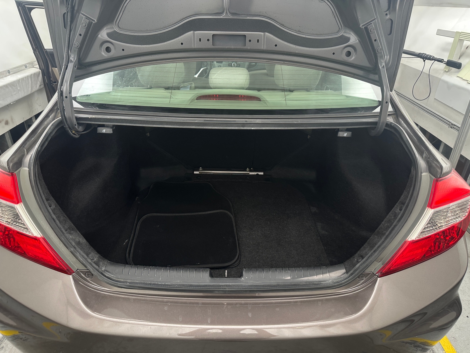 Thumbnail: 2012 Honda Civic - 7