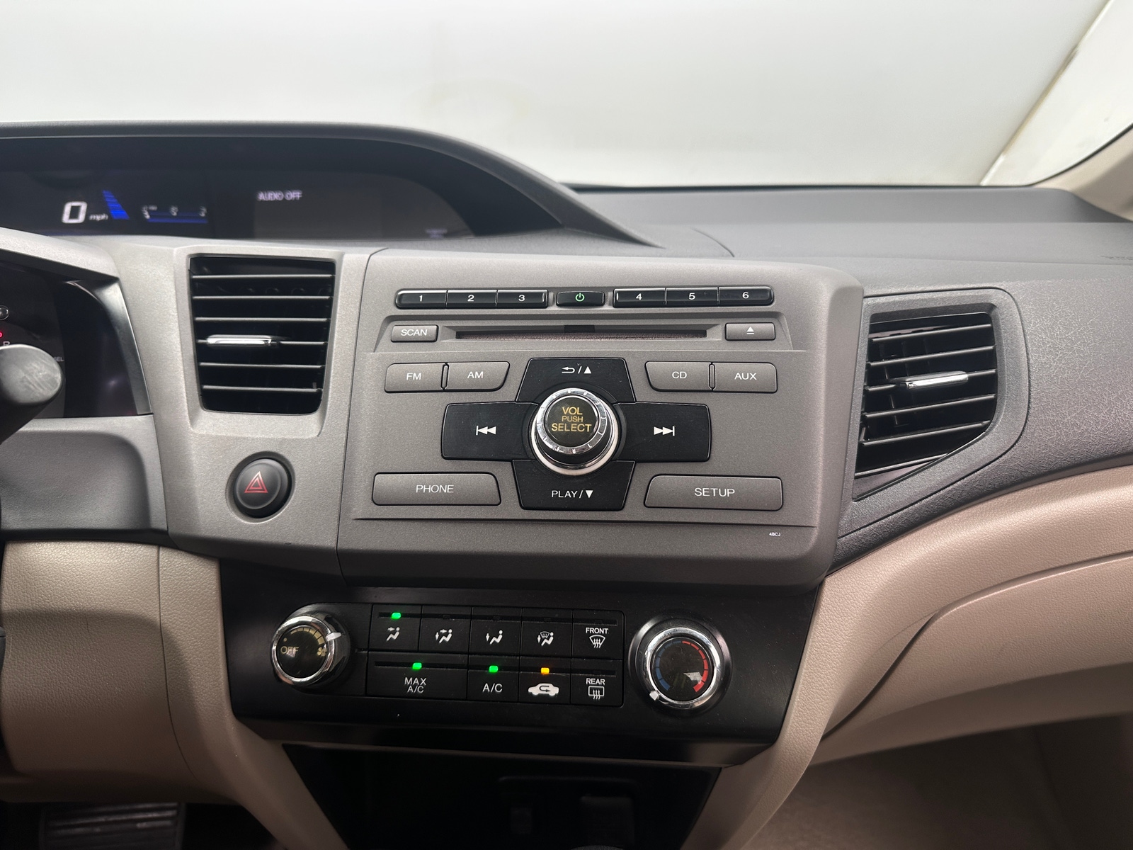 Thumbnail: 2012 Honda Civic - 4