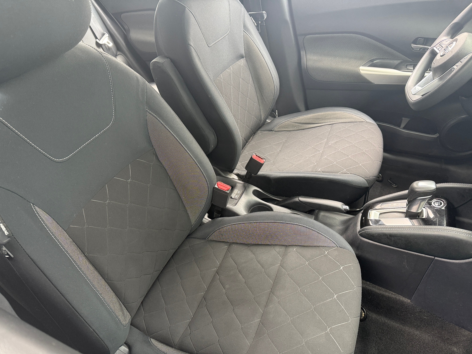 Thumbnail: 2018 Nissan Kicks - 2