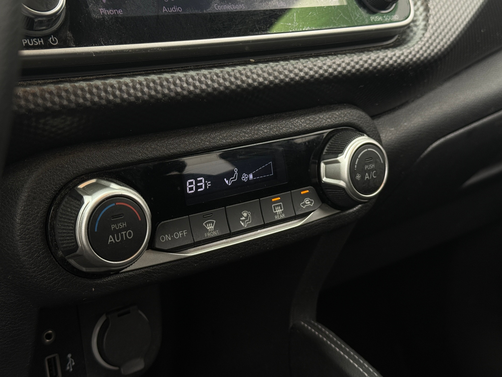 Thumbnail: 2018 Nissan Kicks - 4