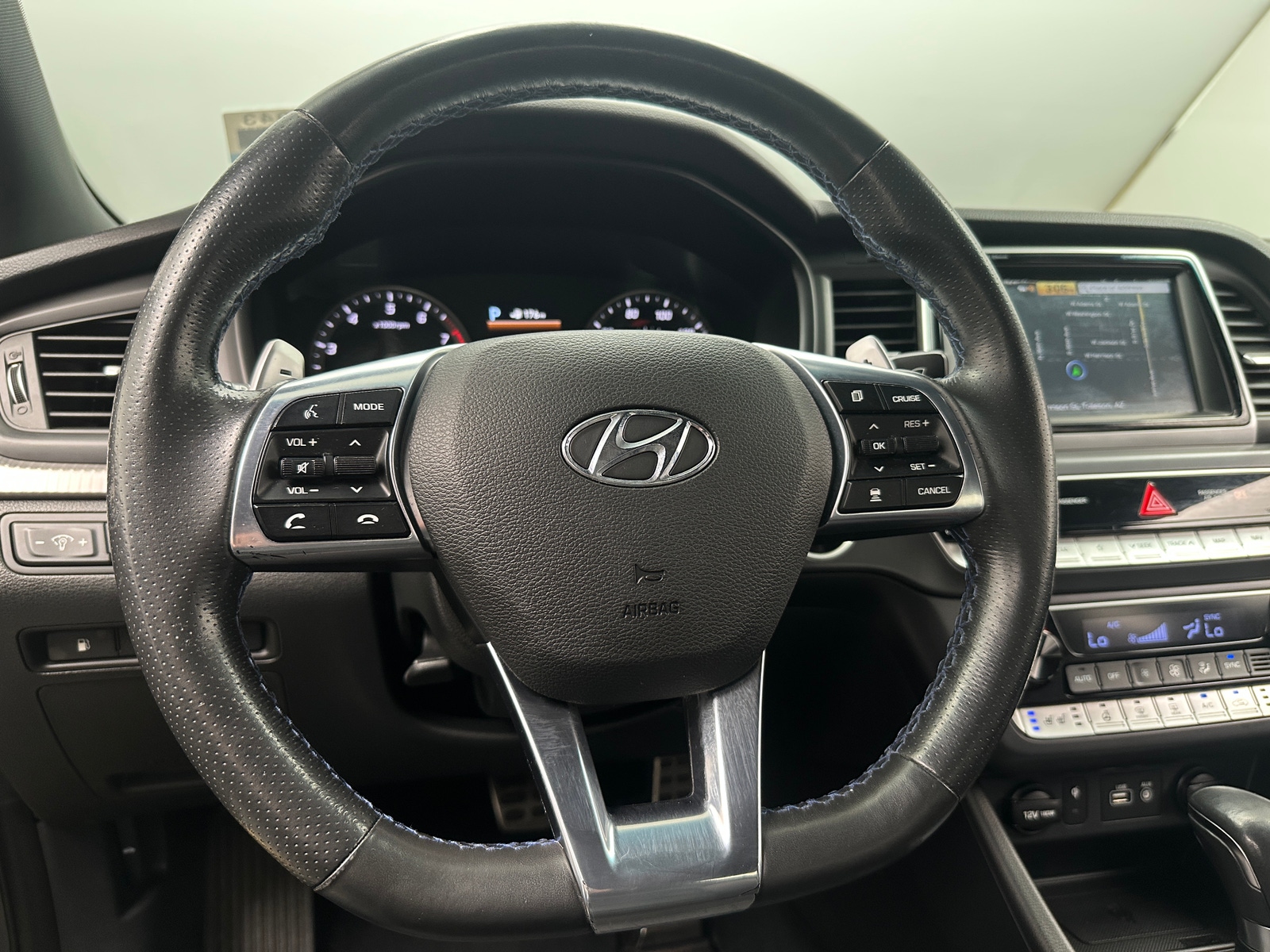 Thumbnail: 2018 Hyundai Sonata - 4