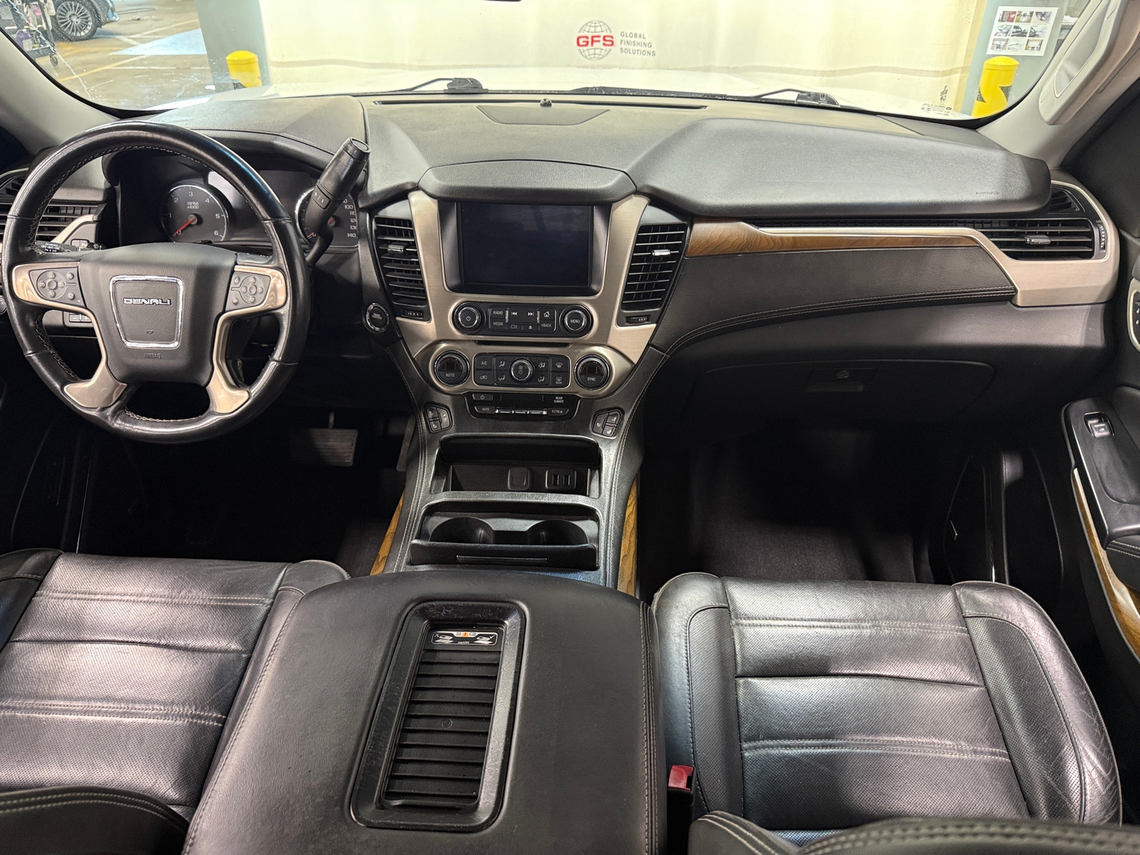 Thumbnail: 2019 GMC Yukon - 2