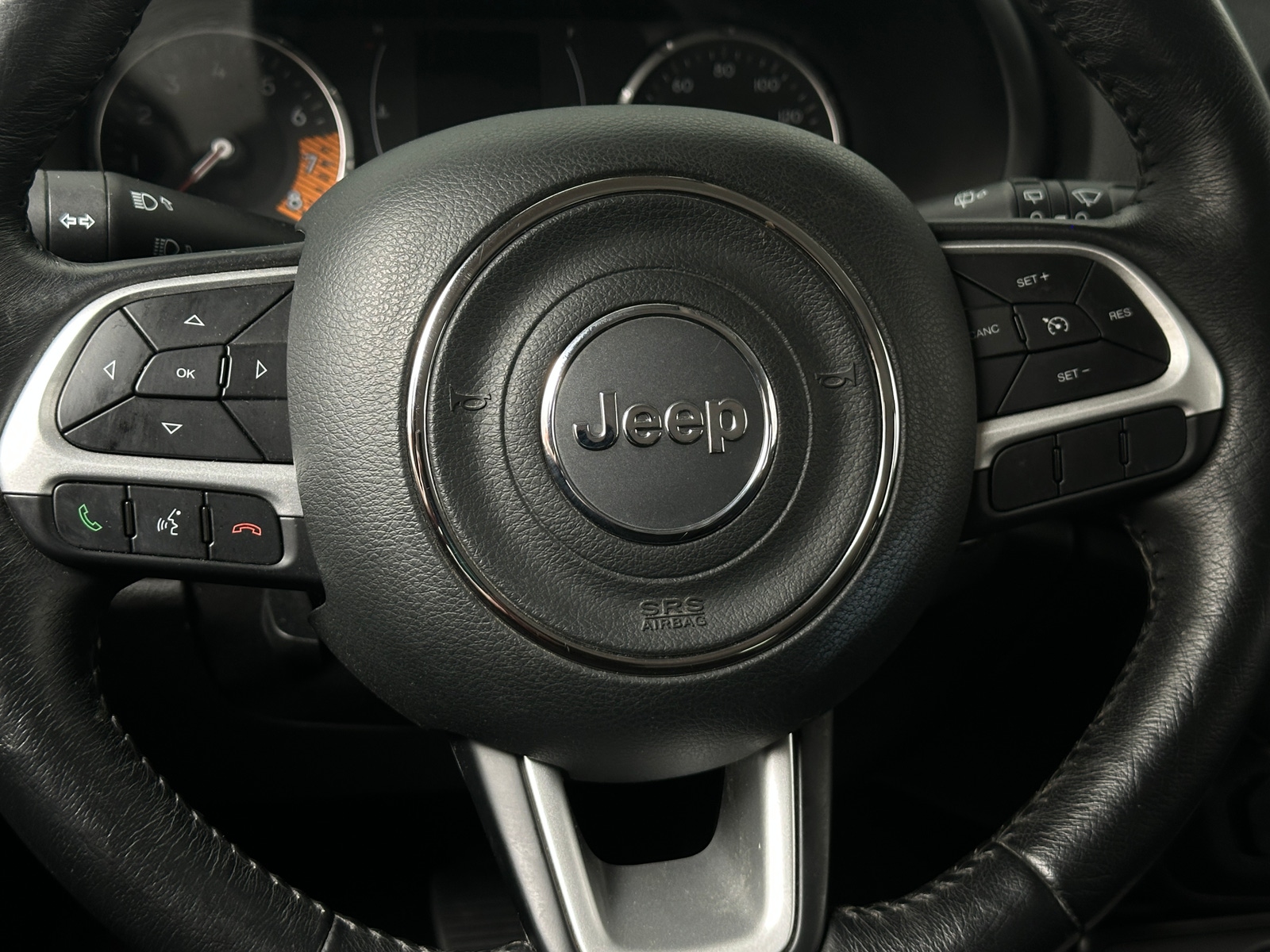 Thumbnail: 2019 Jeep Renegade - 5