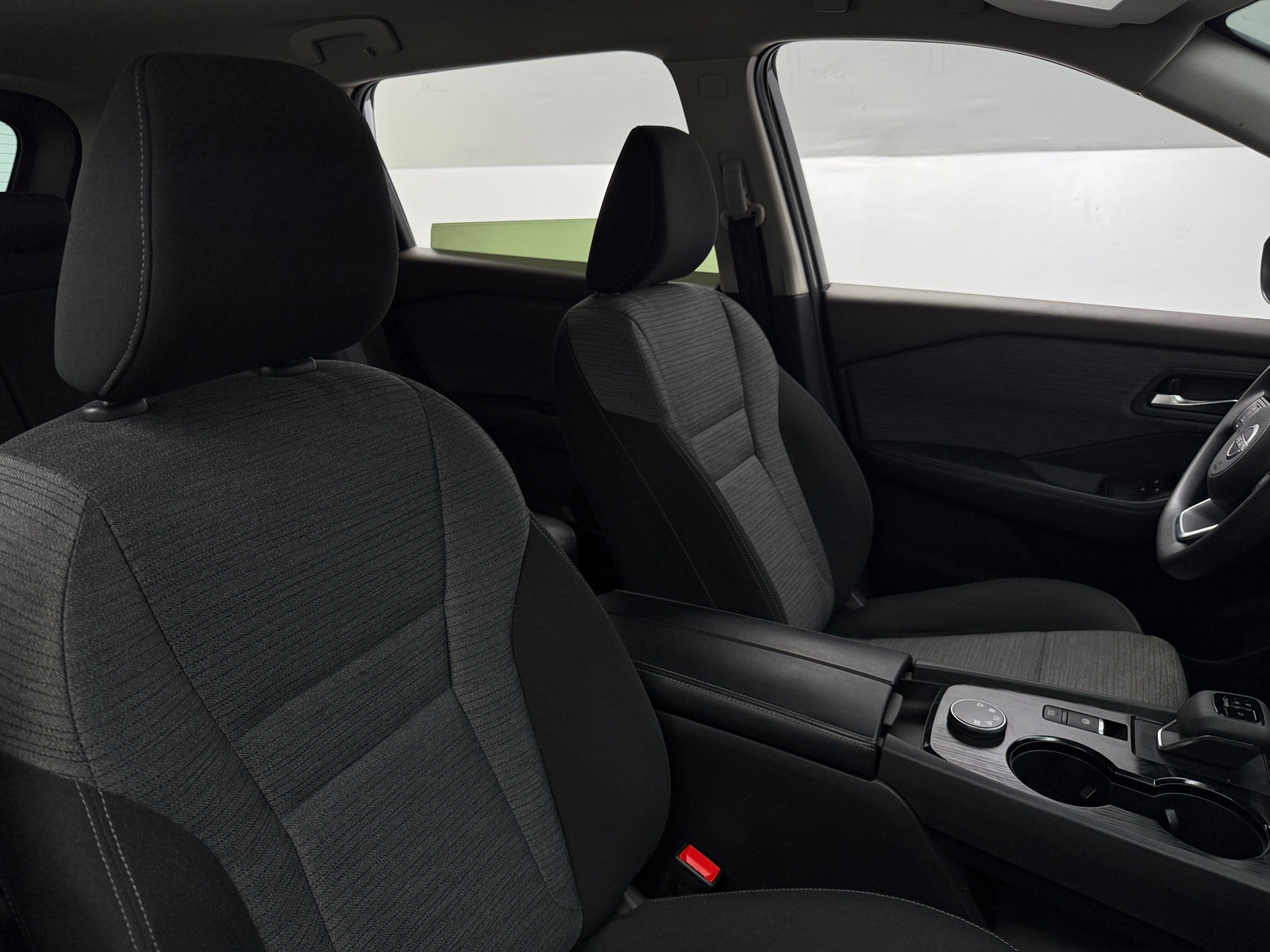Thumbnail: 2023 Nissan Rogue - 2
