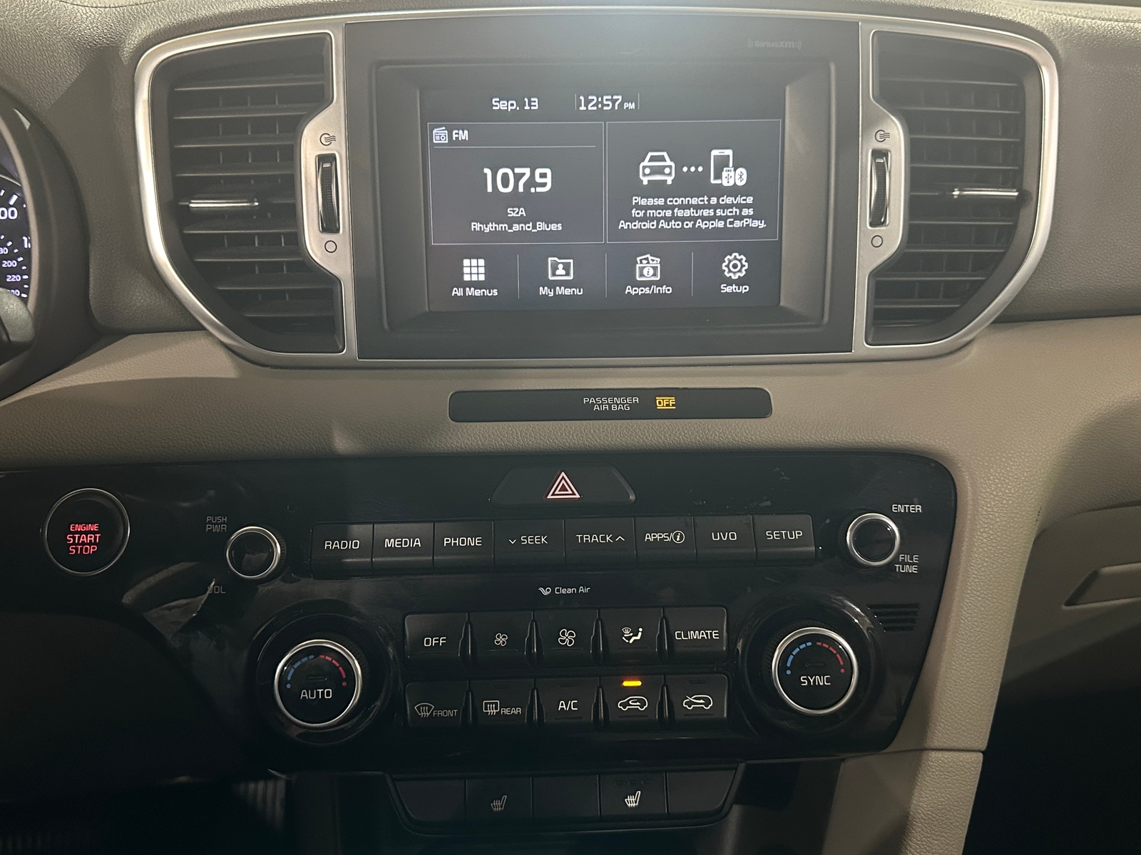 Thumbnail: 2018 Kia Sportage - 3