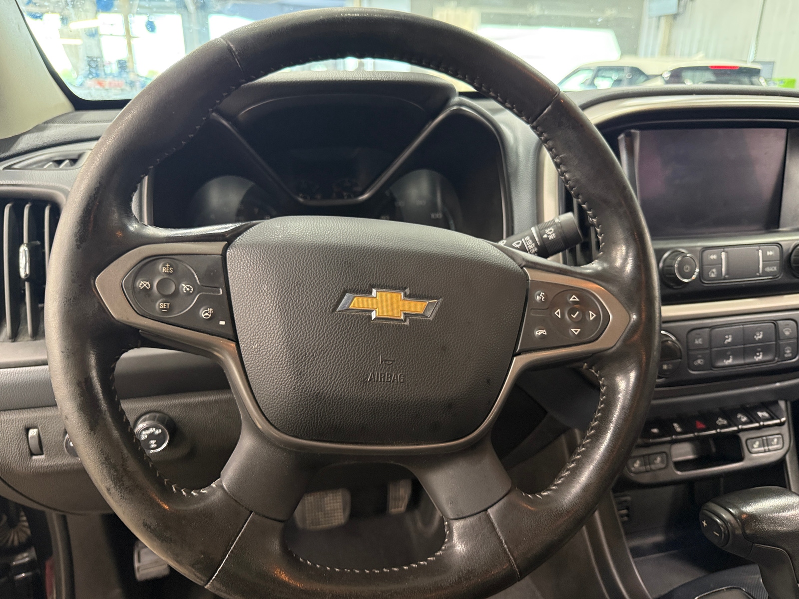 Thumbnail: 2021 Chevrolet Colorado - 4
