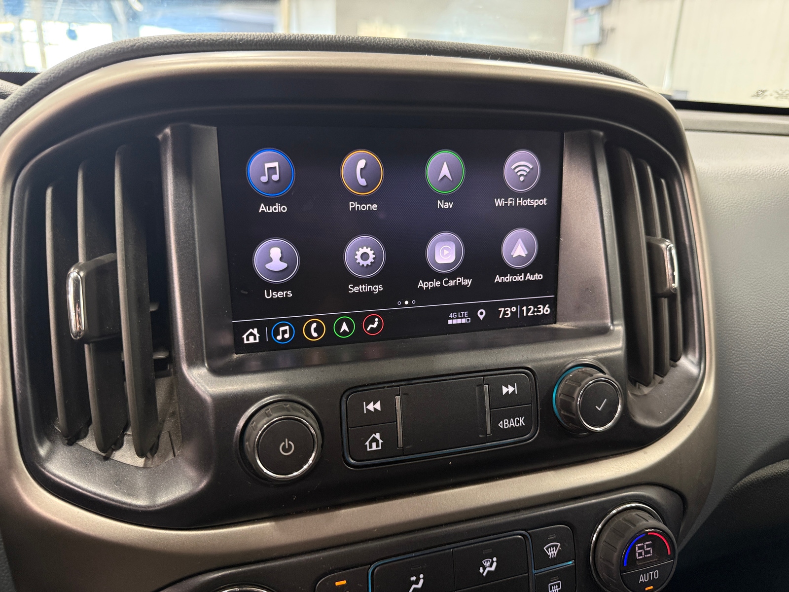 Thumbnail: 2021 Chevrolet Colorado - 3