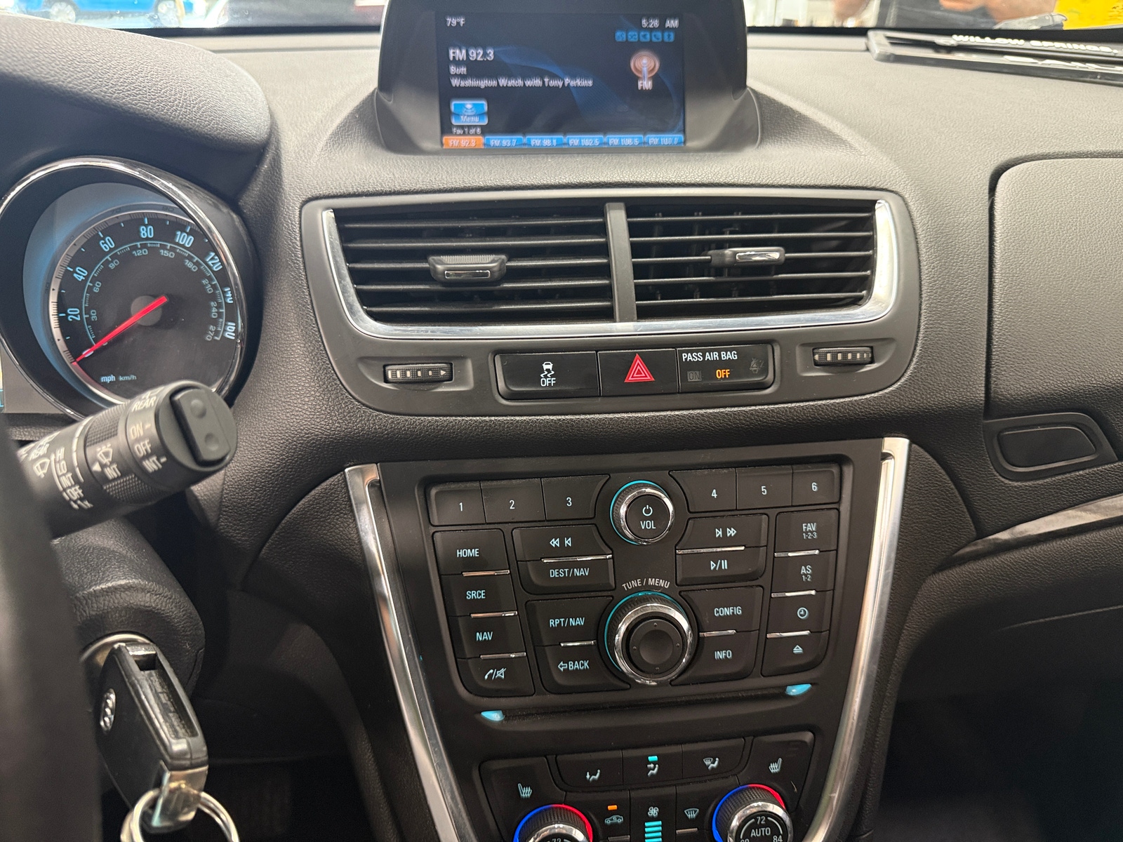 Thumbnail: 2016 Buick Encore - 3