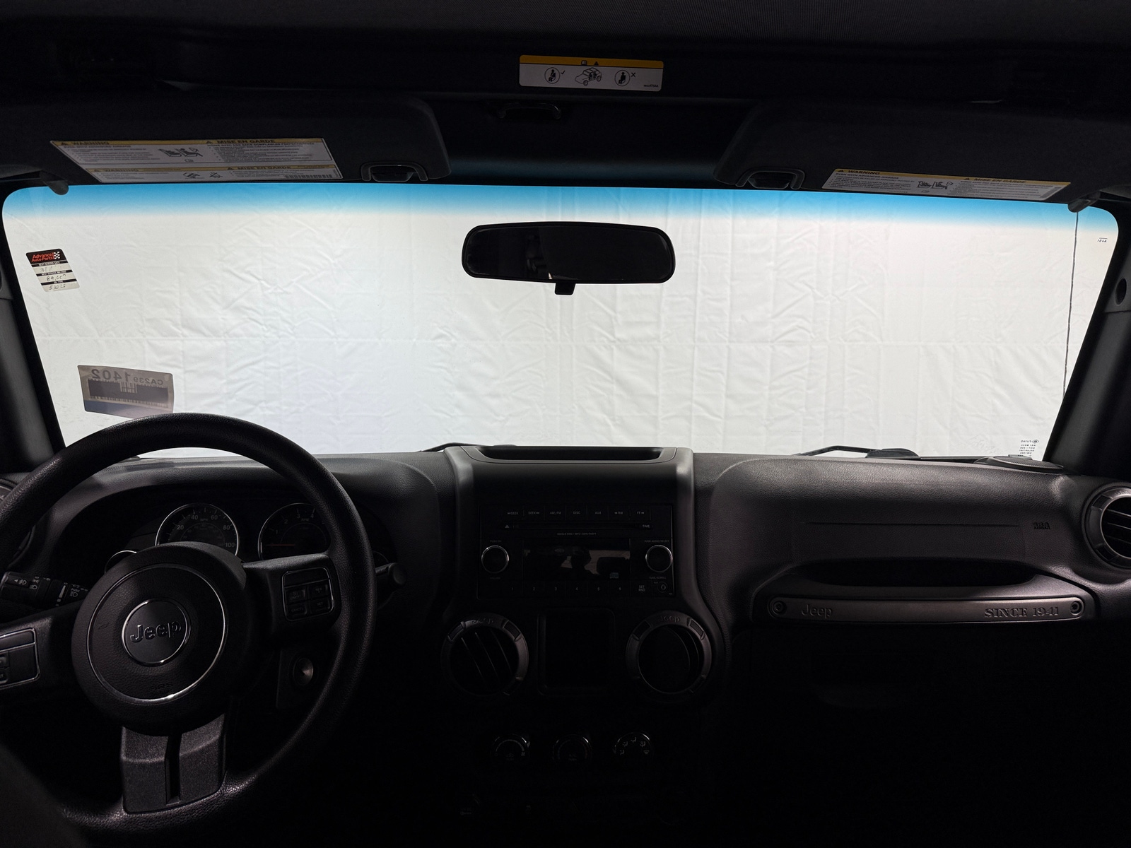 Thumbnail: 2015 Jeep Wrangler - 3