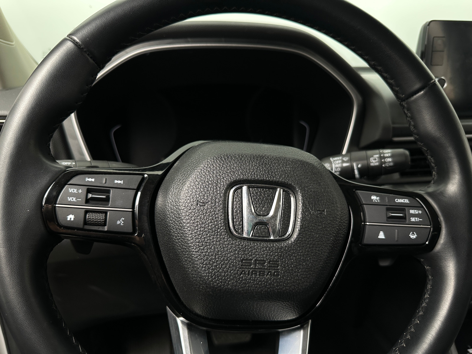 Thumbnail: 2023 Honda Pilot - 4