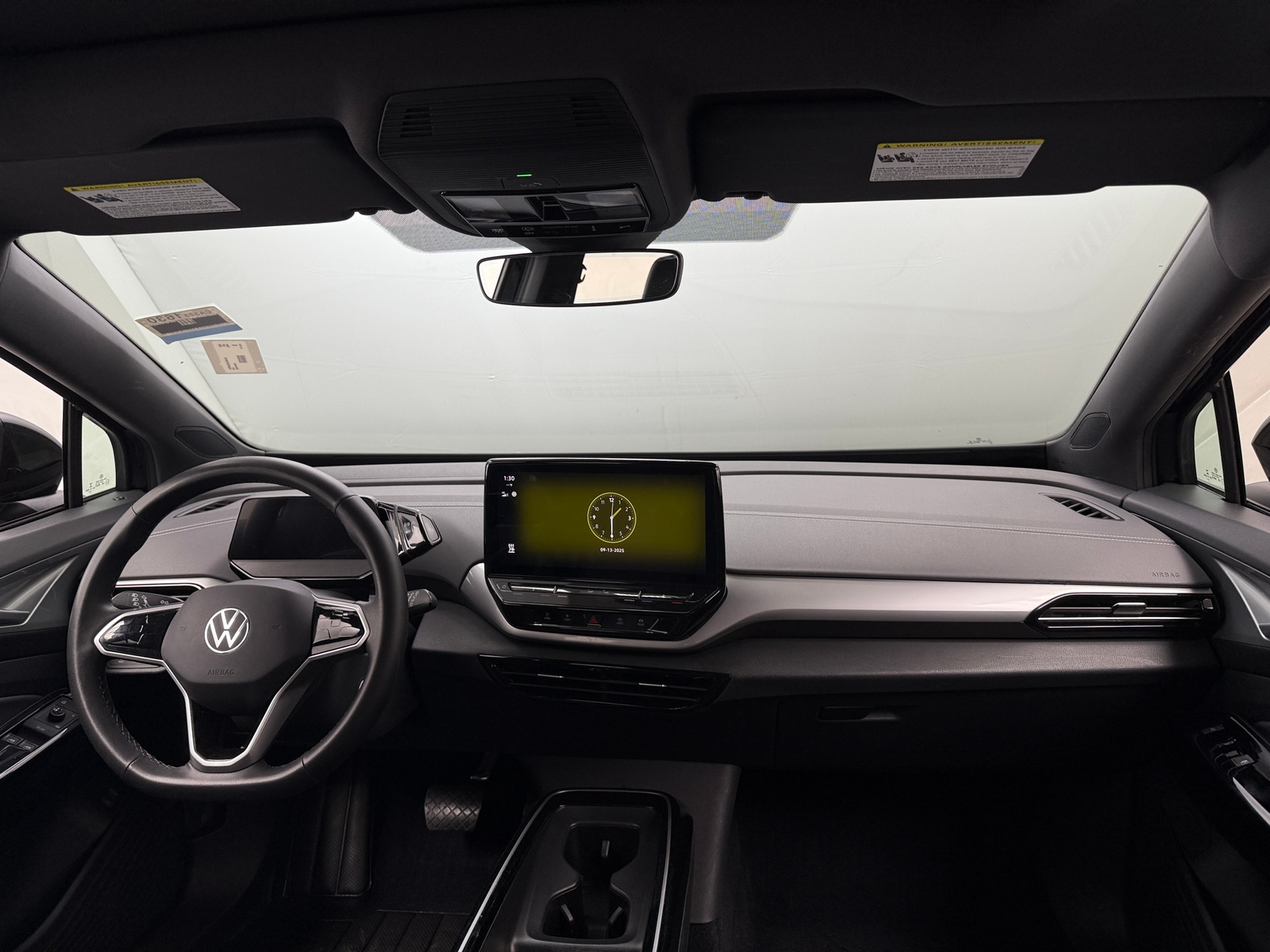Thumbnail: 2023 Volkswagen ID.4 - 2