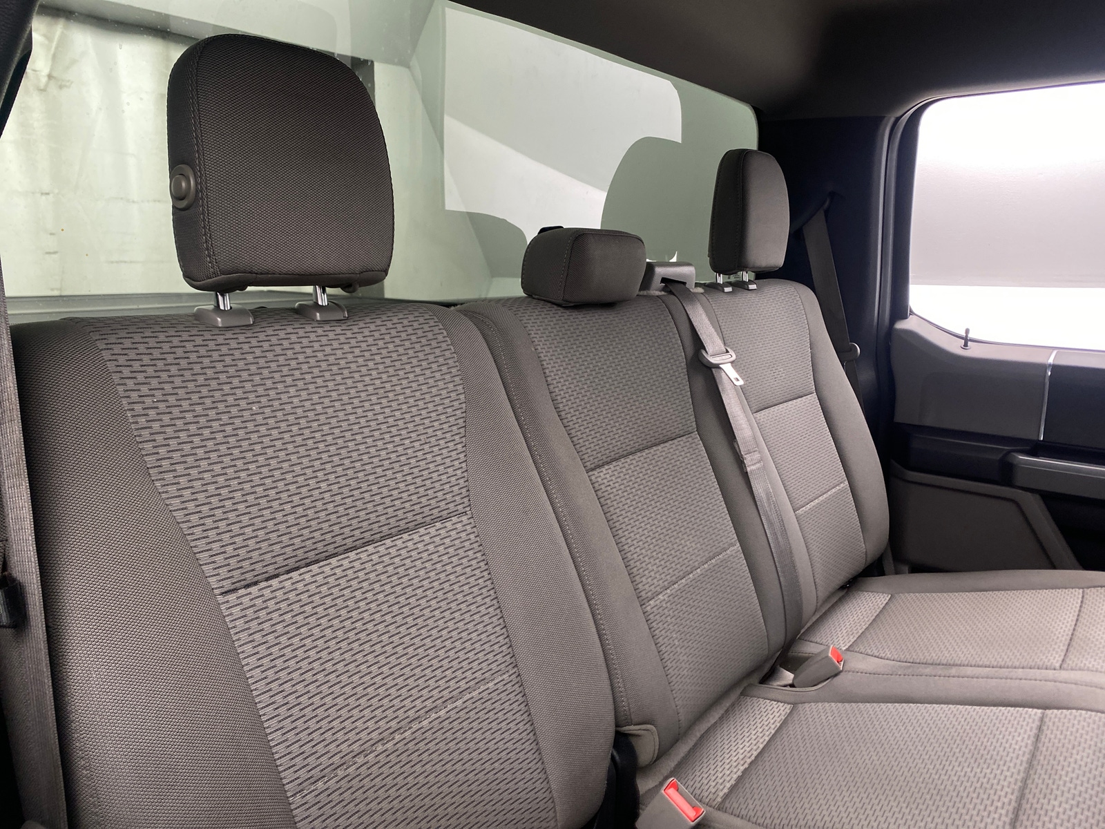 Thumbnail: 2018 Ford Econoline - 6
