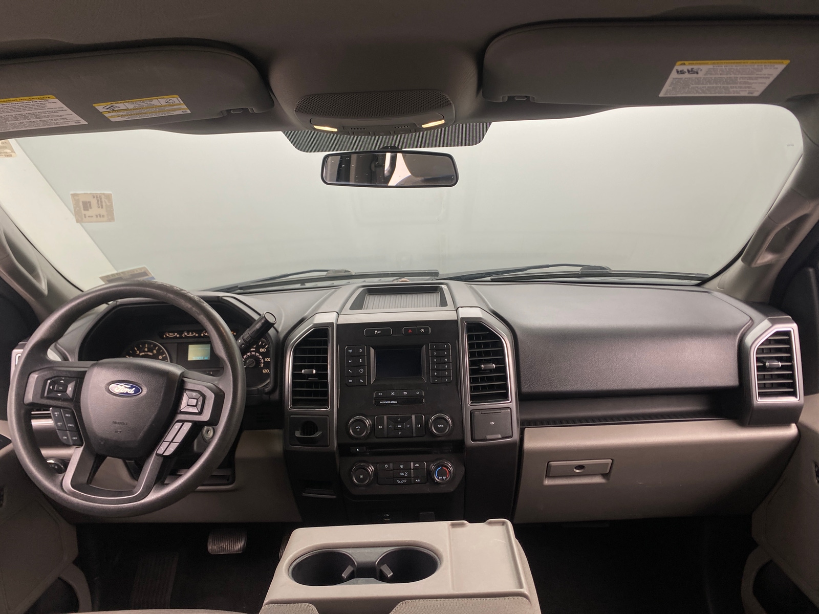 Thumbnail: 2018 Ford Econoline - 3