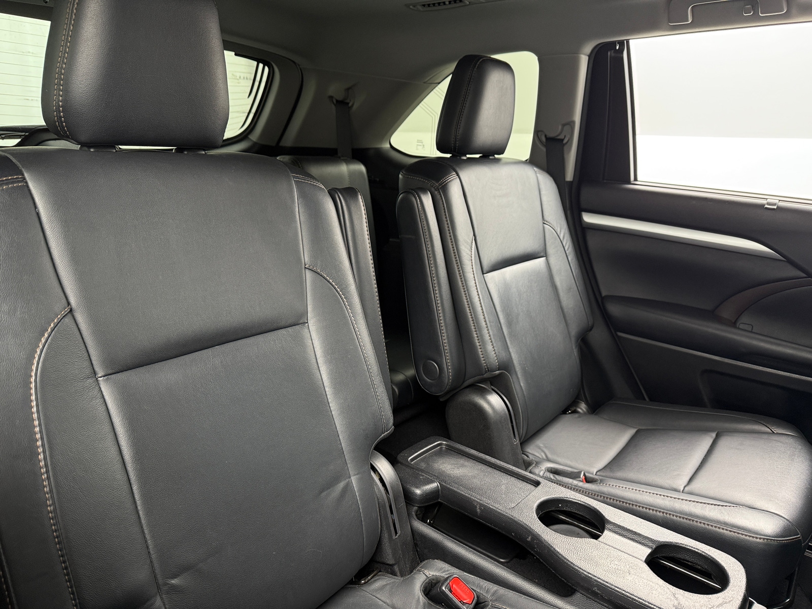 Thumbnail: 2018 Toyota Highlander - 6
