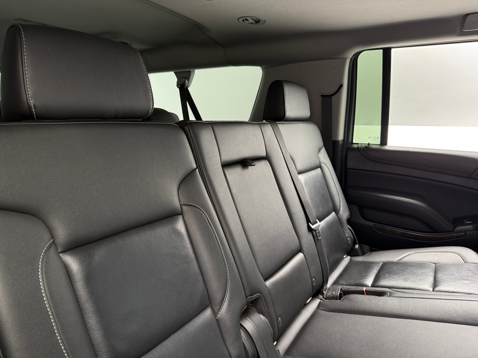 Thumbnail: 2018 Chevrolet Suburban - 5