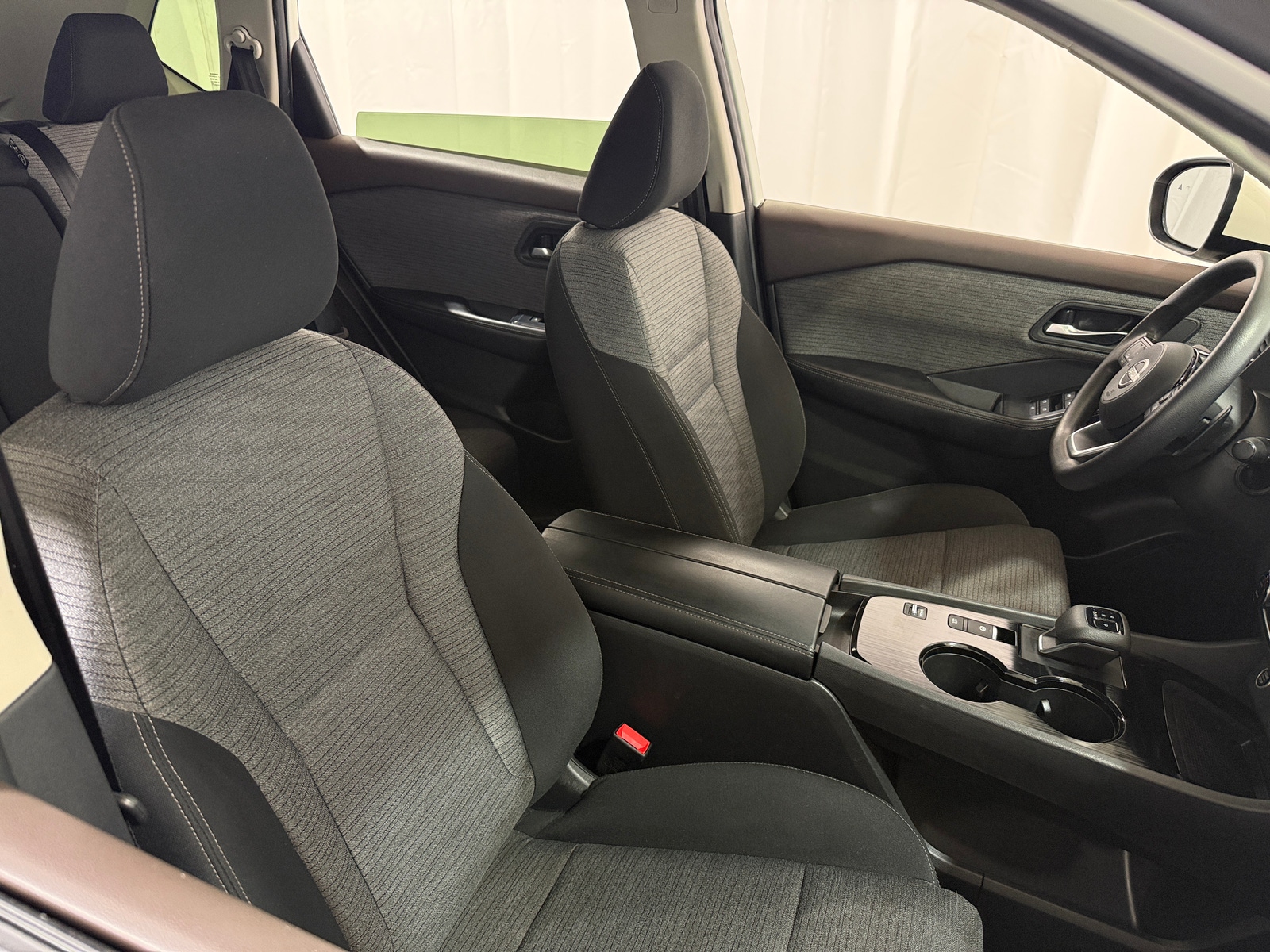 Thumbnail: 2023 Nissan Rogue - 2