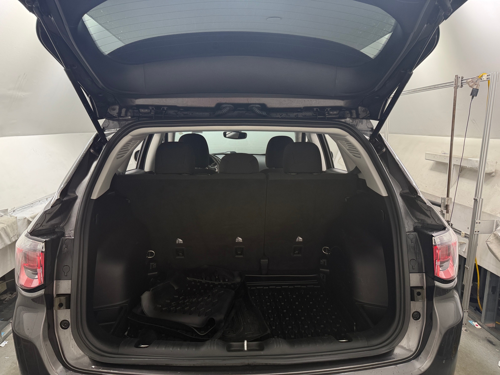 Thumbnail: 2021 Jeep Compass - 7