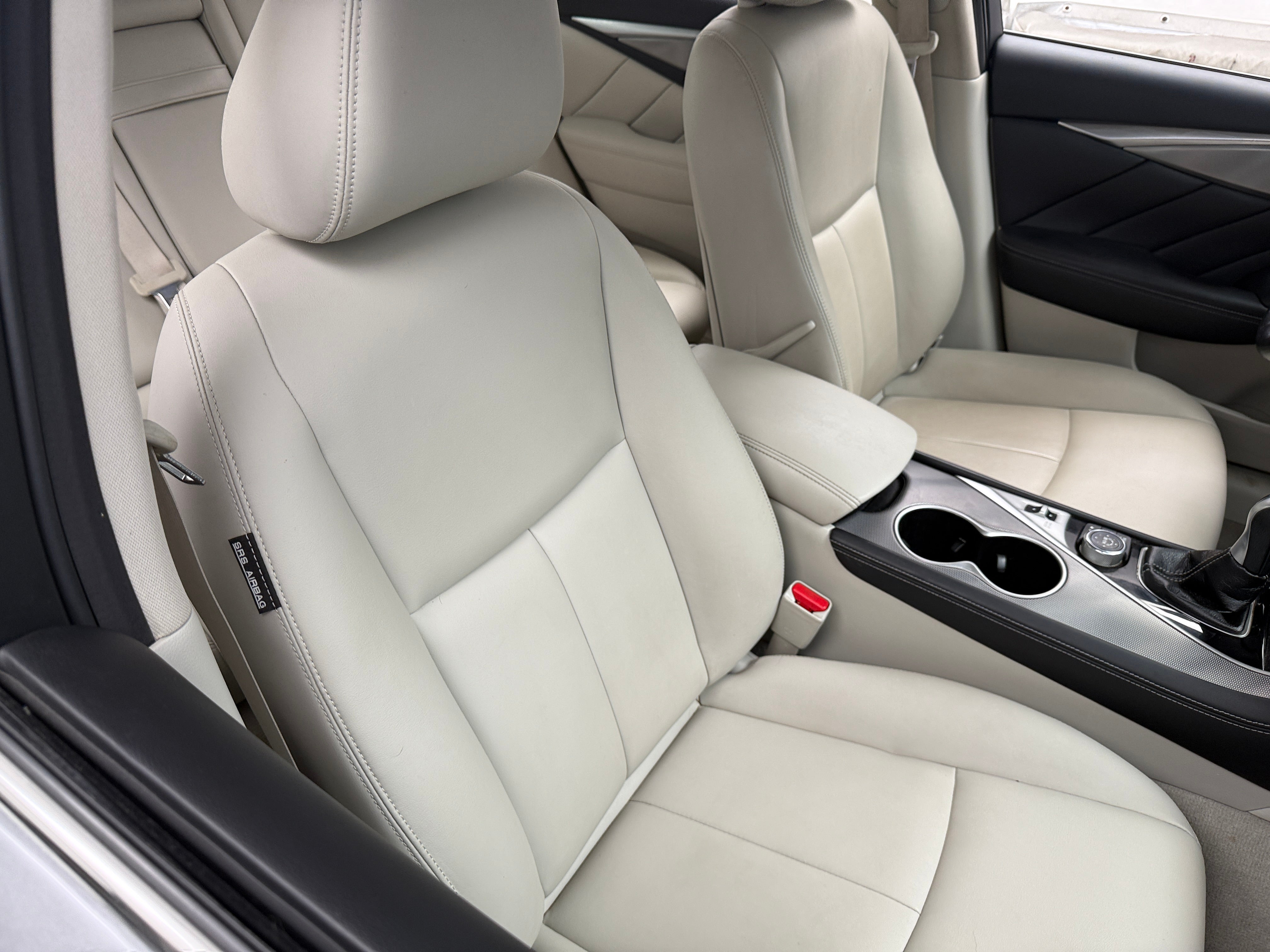 2017 INFINITI Q50