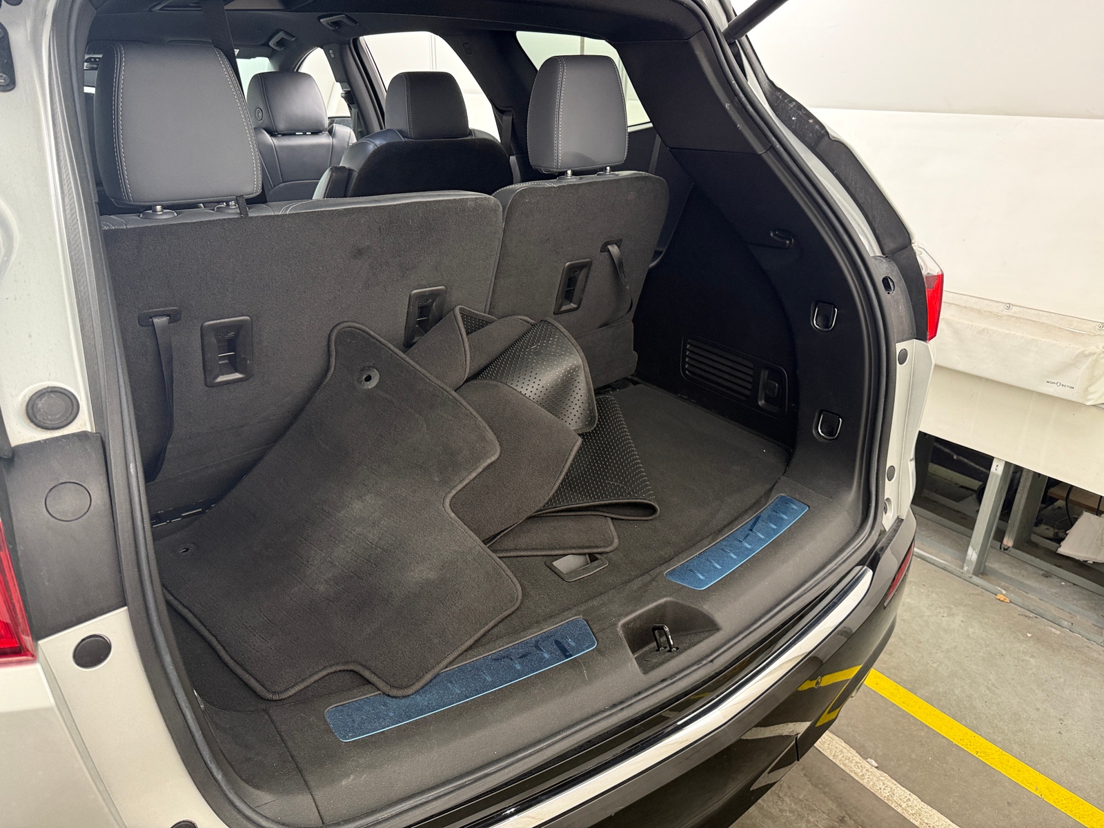 Thumbnail: 2022 Buick Enclave - 6