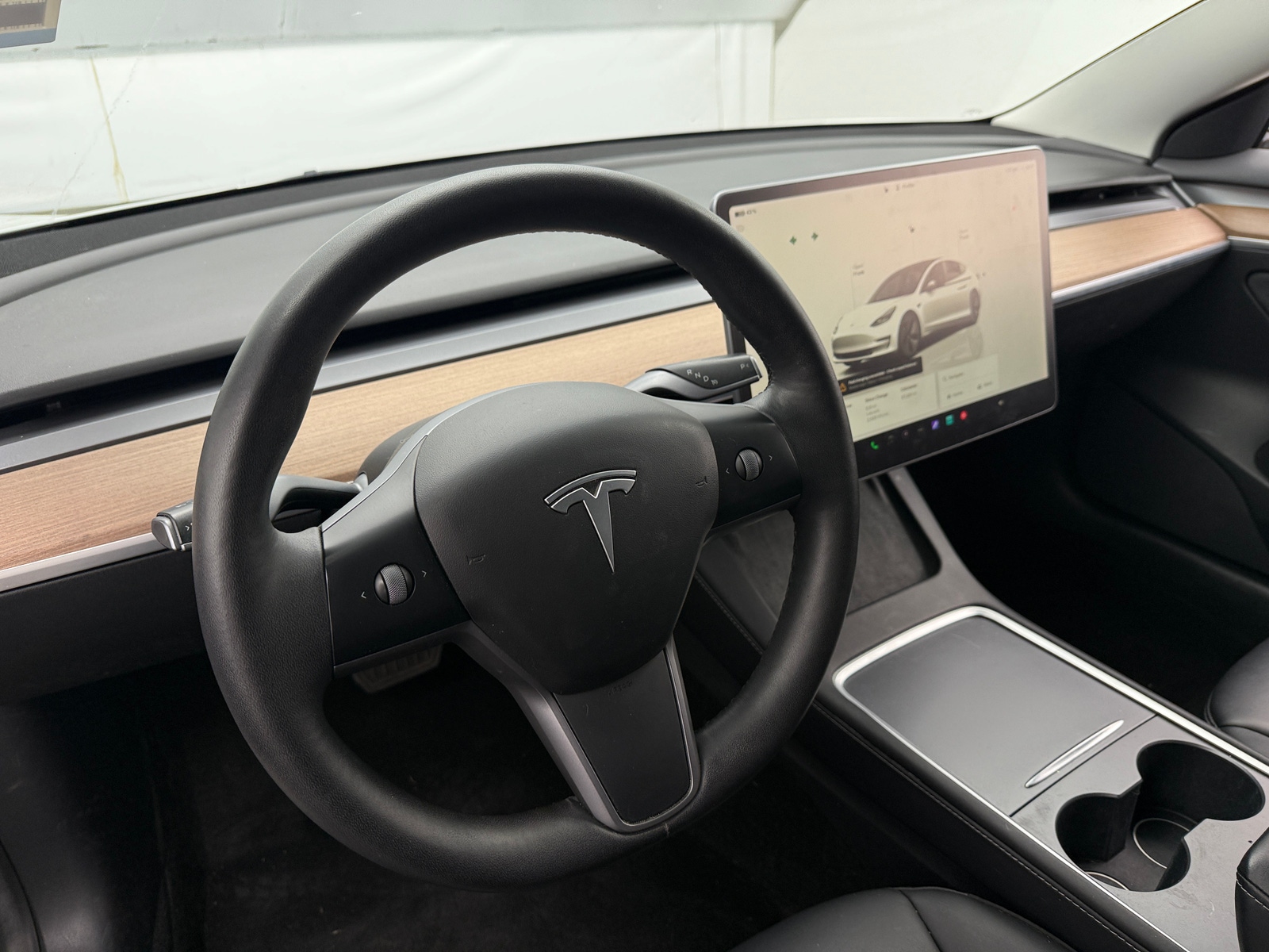 Thumbnail: 2022 Tesla Model 3 - 4