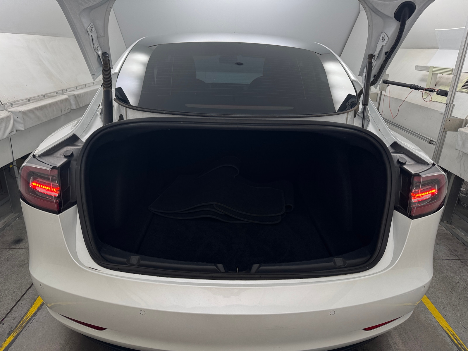 Thumbnail: 2022 Tesla Model 3 - 6