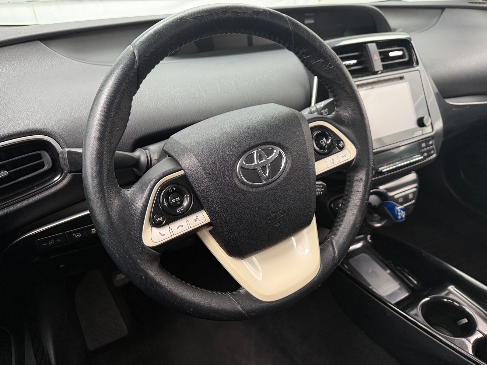 Thumbnail: 2018 Toyota Prius - 5