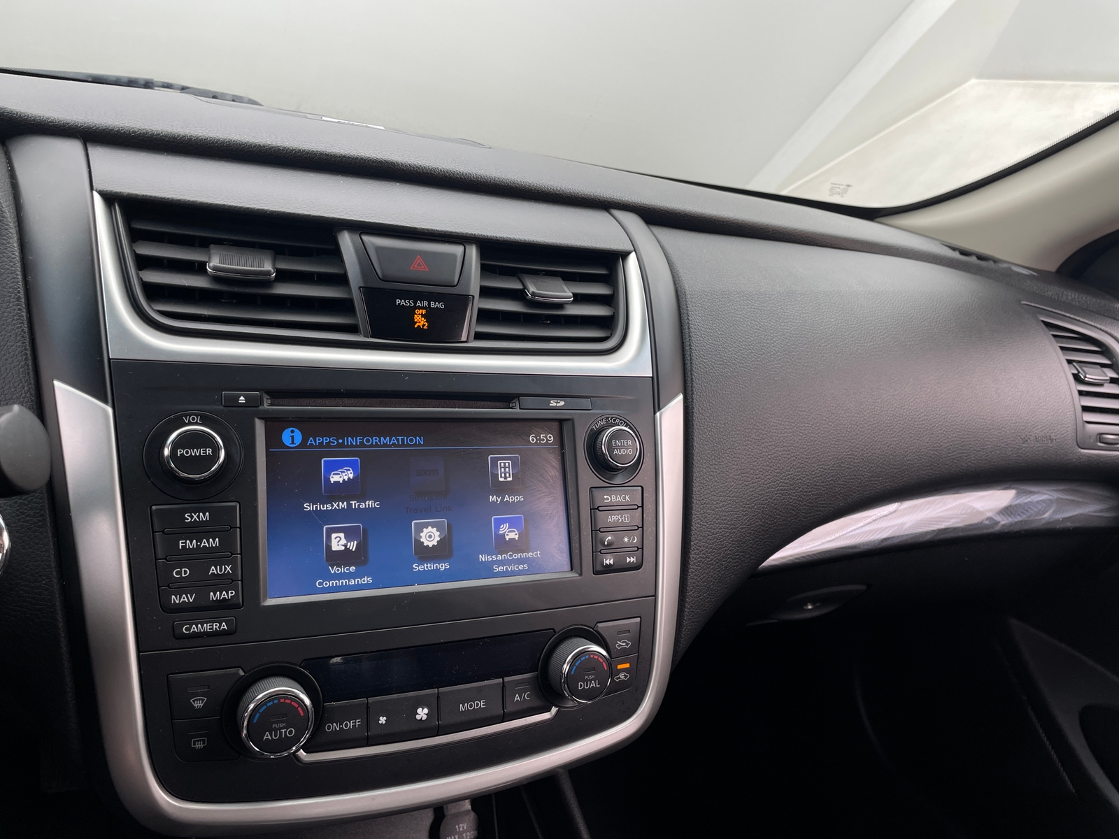 Thumbnail: 2016 Nissan Altima - 3