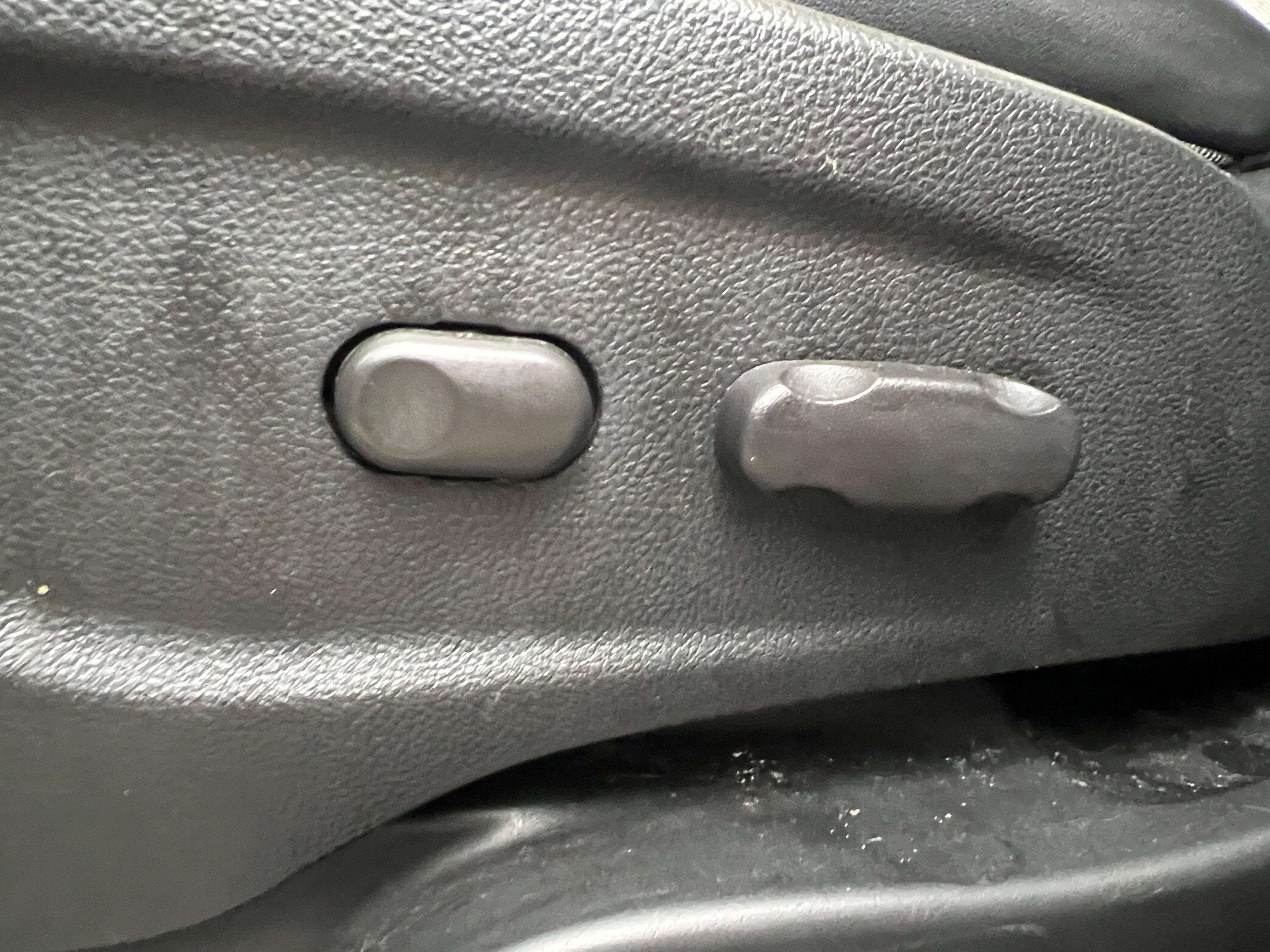 Used 2016 Buick Encore Base with VIN KL4CJASB2GB714722 for sale in Oak Creek, WI