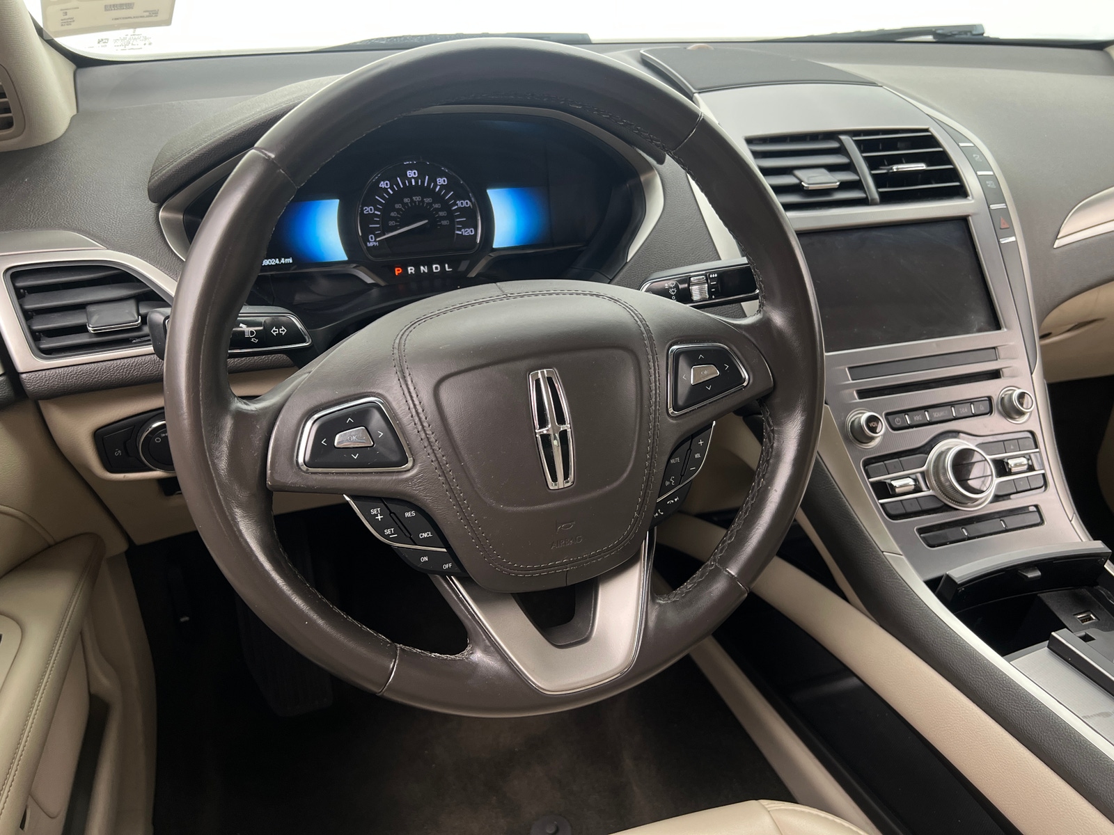 Thumbnail: 2018 Lincoln MKZ - 4