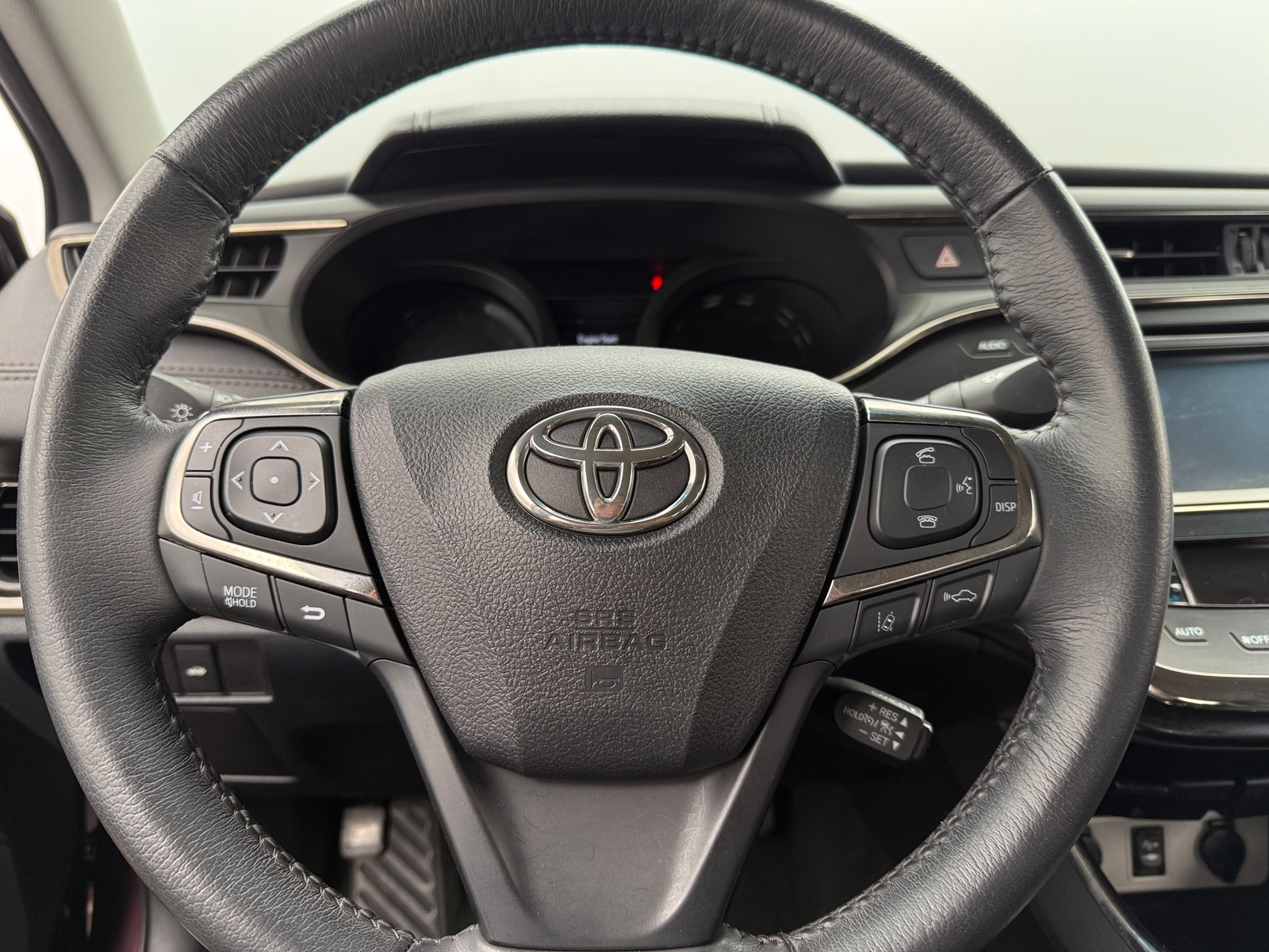 Thumbnail: 2018 Toyota Avalon - 4