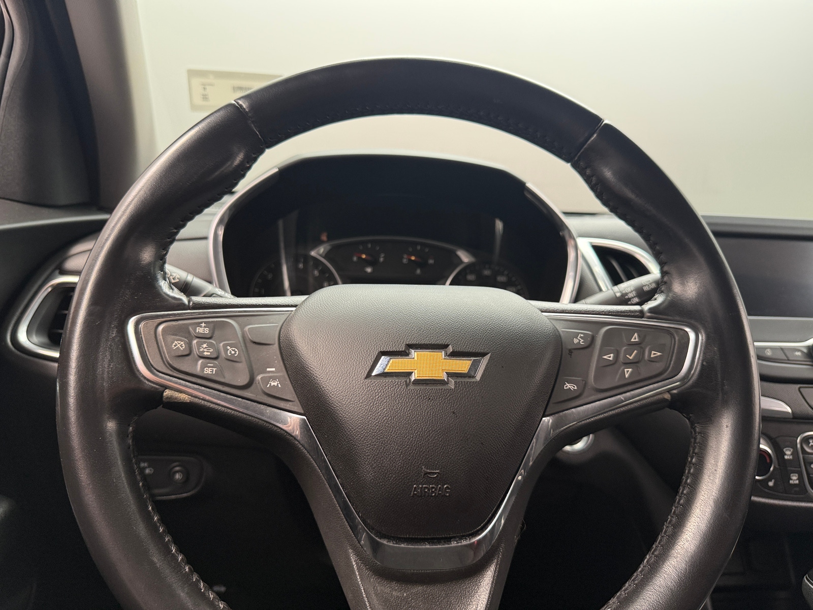 Thumbnail: 2020 Chevrolet Equinox - 5