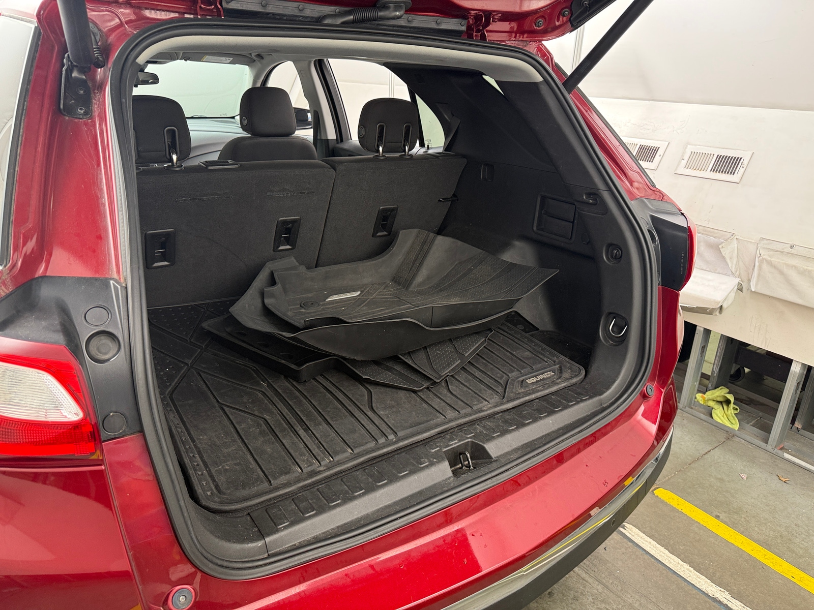 Thumbnail: 2020 Chevrolet Equinox - 7