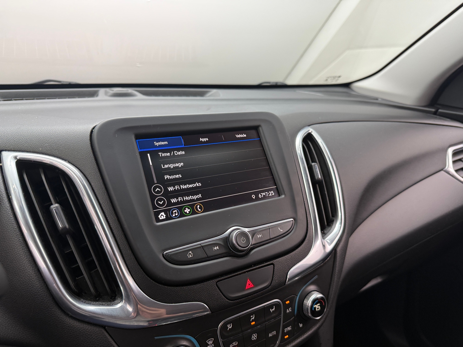 Thumbnail: 2020 Chevrolet Equinox - 4