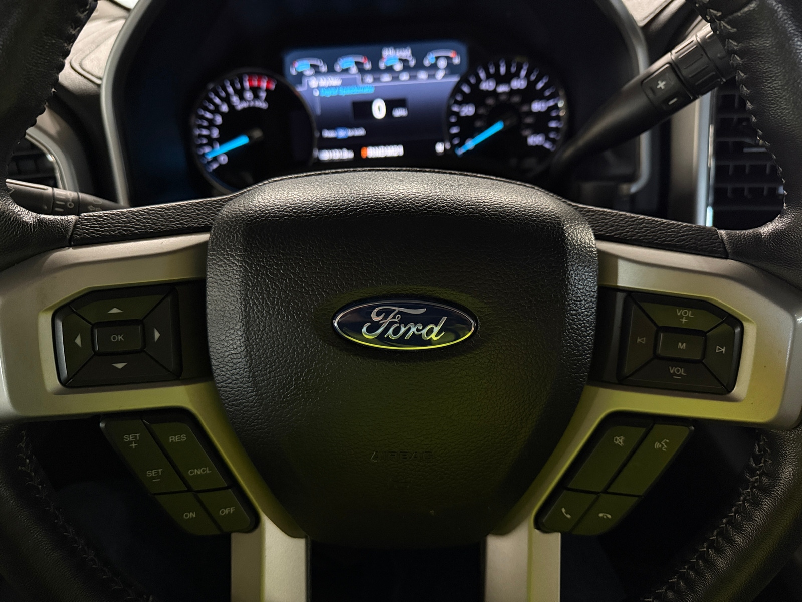 Thumbnail: 2019 Ford Econoline - 4