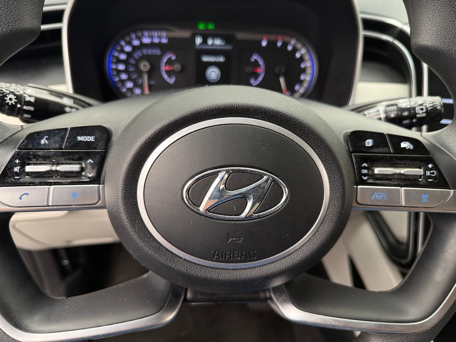 Thumbnail: 2022 Hyundai Tucson - 5