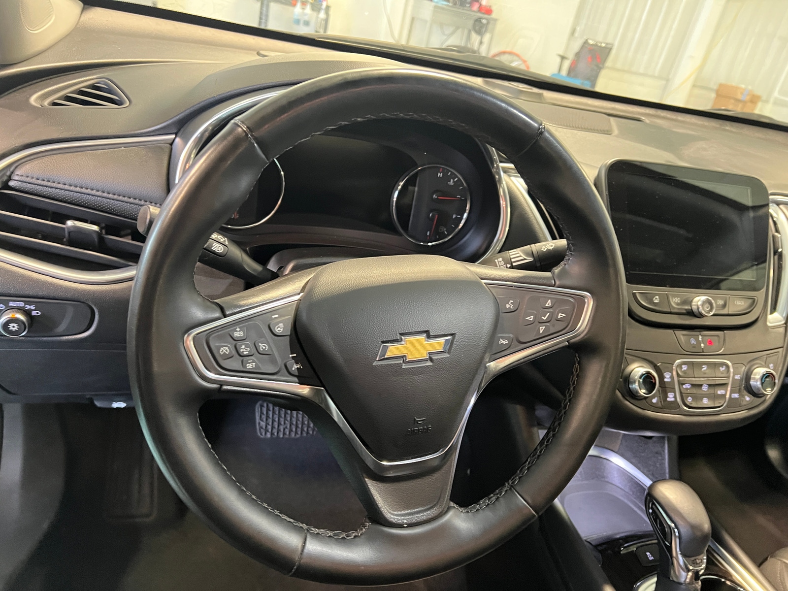 Thumbnail: 2024 Chevrolet Malibu - 4